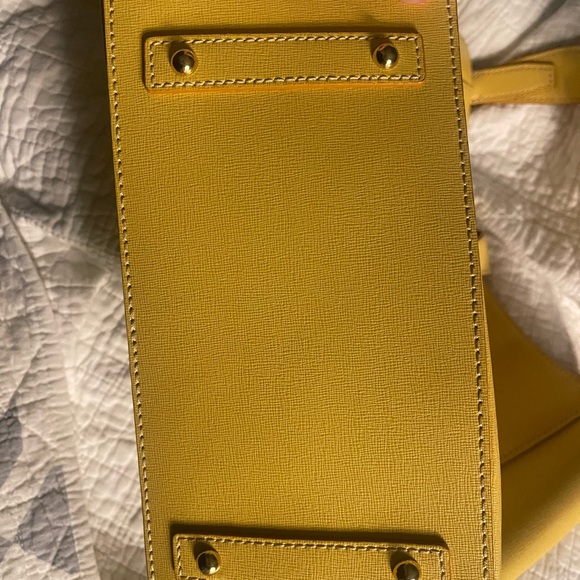 Brand new Yellow never used Dooney and Bourke over the shoulder bag - Picture 11 of 11